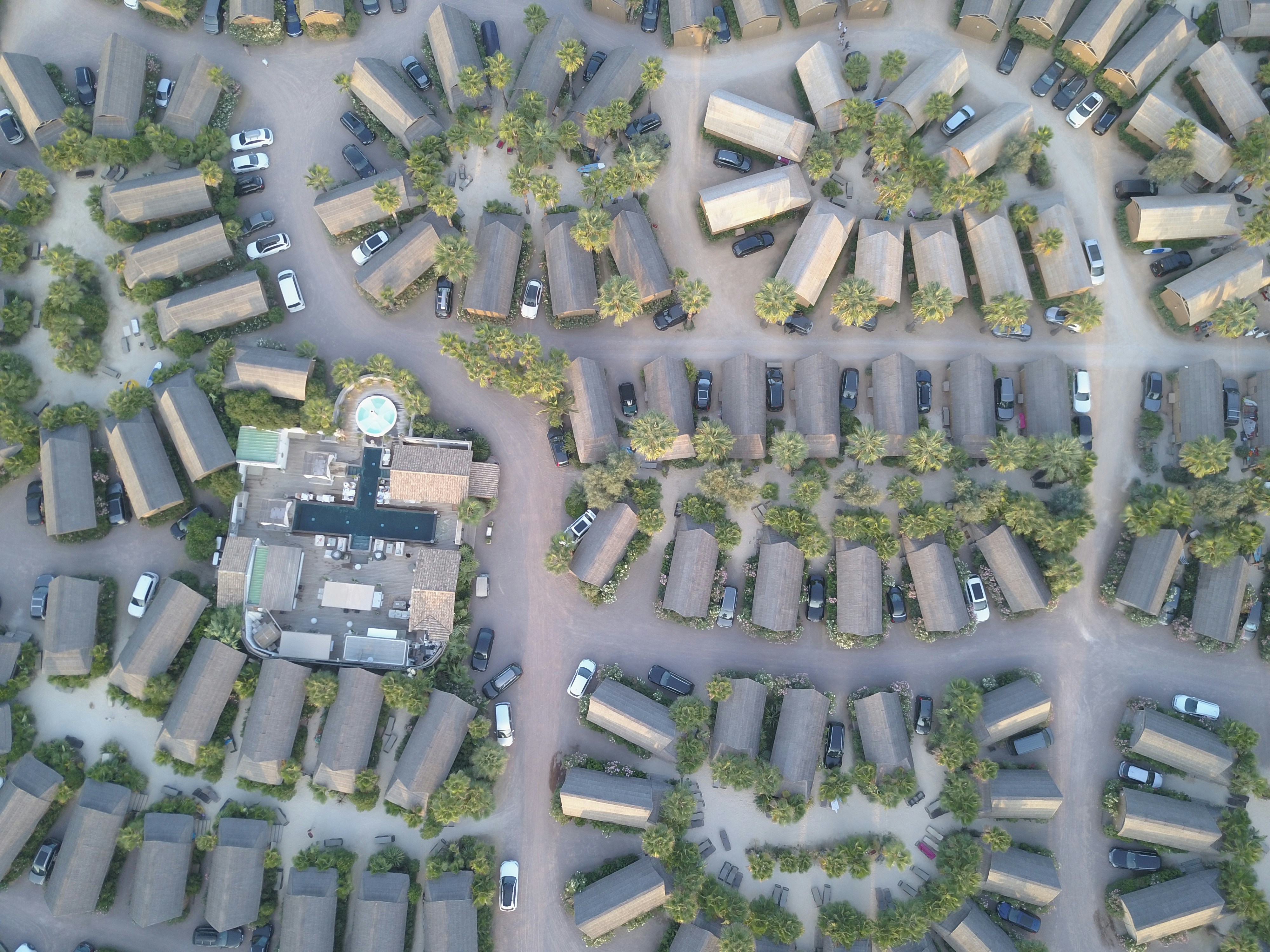 neighborhood-precision-discovering-census-tracts-with-geotract